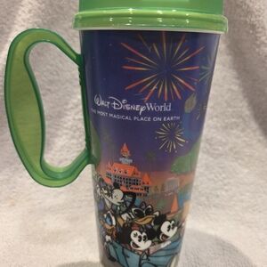 Walt Disney World 2025 Refillable Resort Mug Mickey & Friends Green Lid